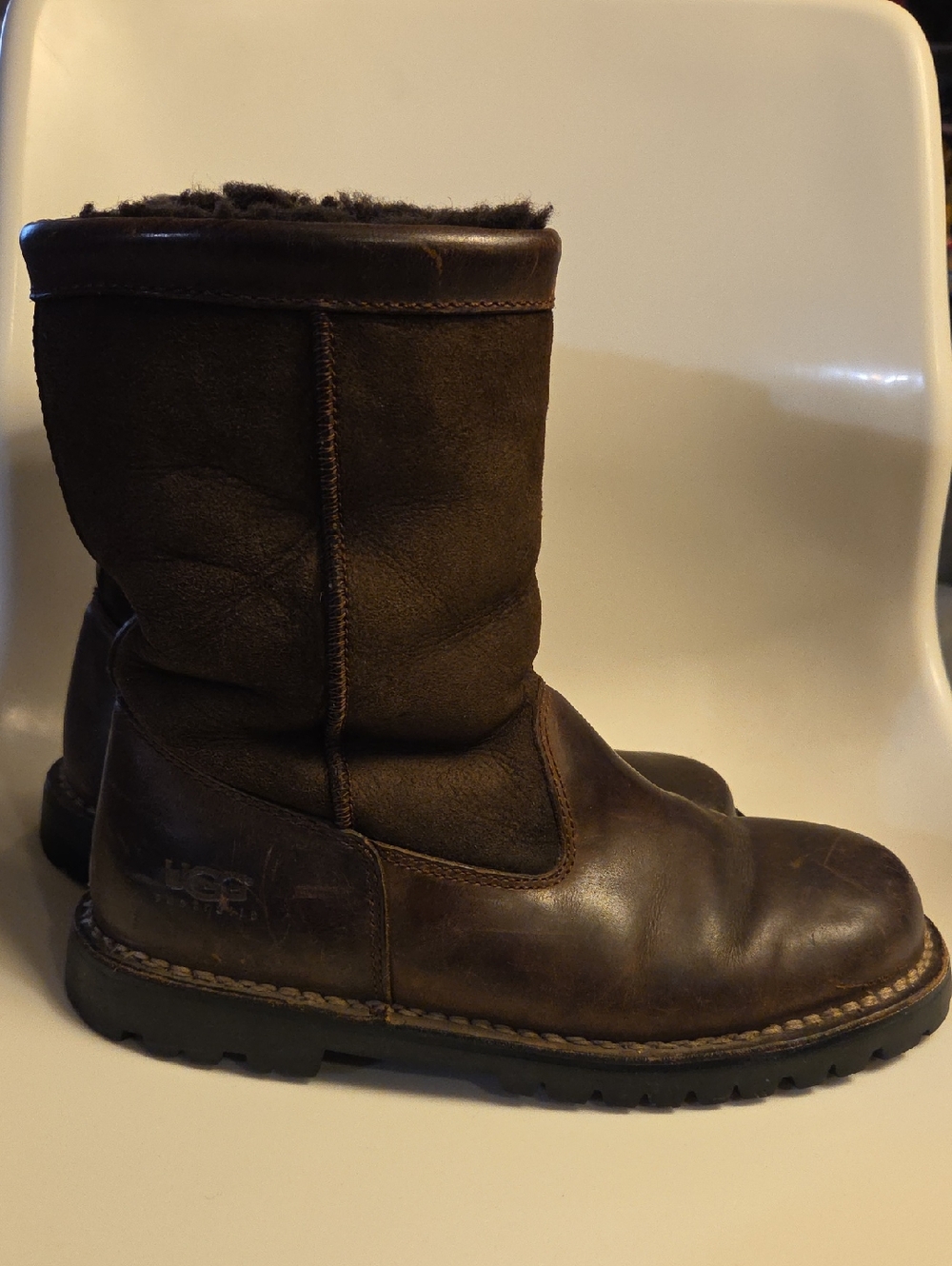 UGG Men's Dark Brown Leather & Suede Shearling Boots